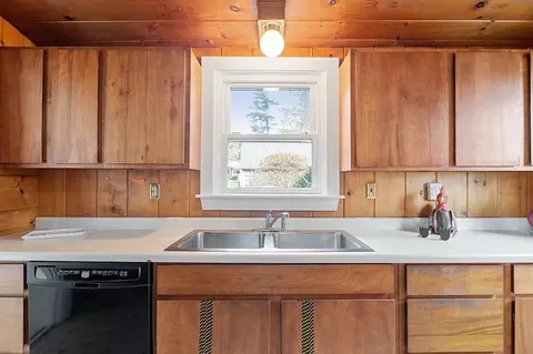 6 Hedgeway St, Ayer, MA 01432 photo 11