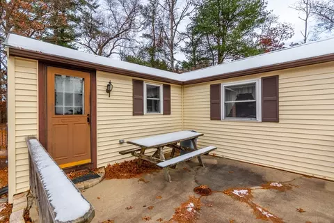 910 County Rd, Wareham, MA 02576 photo 14