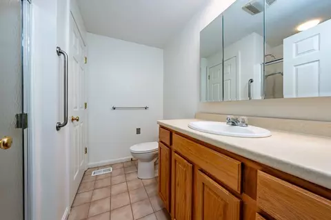 4 Sandview Ter #4, Mashpee, MA 02649 photo 13