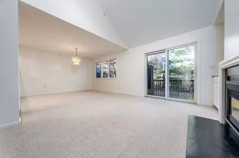 4 Sandview Ter #4, Mashpee, MA 02649 photo 4