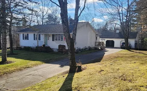48 W Main St, Westminster, MA 01473
