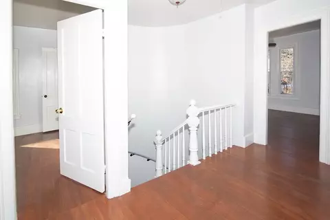 51 Spring St, West Springfield, MA 01089 photo 16