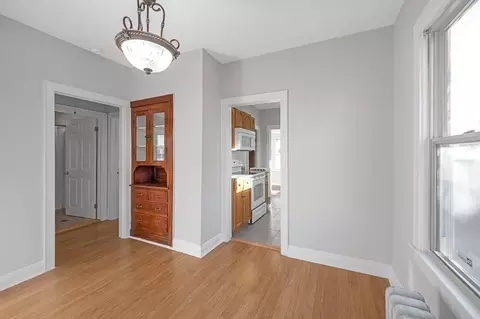 158 Warwick St, Lowell, MA 01851 photo 8