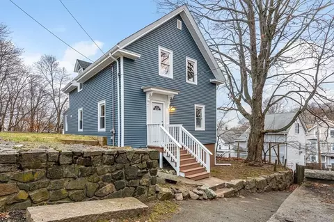 24 Rockaway Ct, Lynn, MA 01902