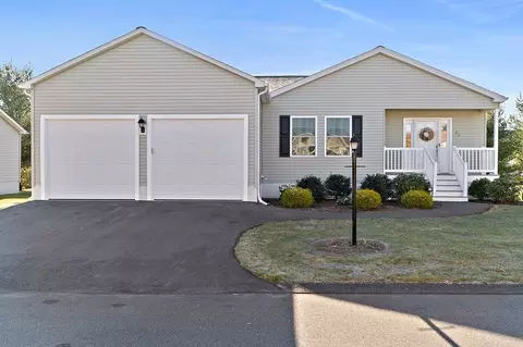 23 Edgestone Dr, Bridgewater, MA 02324