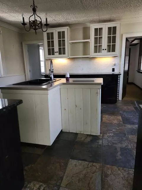 Kitchen - 71 Kennebunk St, Athol, MA 01331 photo 3 of 5