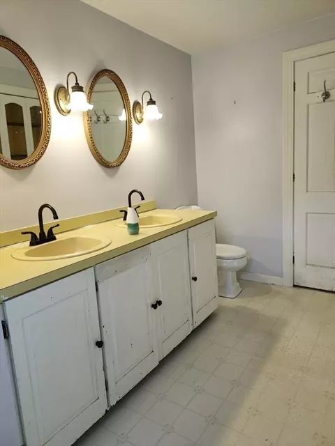 Bath - 71 Kennebunk St, Athol, MA 01331 photo 2 of 3
