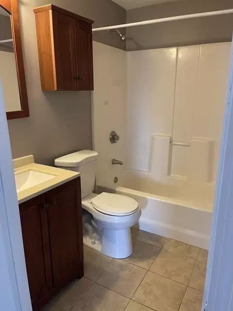 14 General Patton Dr, Hyannis, MA 02601 photo 10