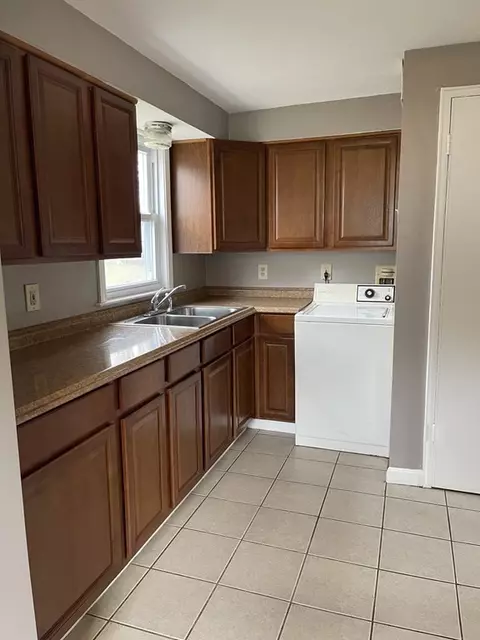 14 General Patton Dr, Hyannis, MA 02601 photo 9