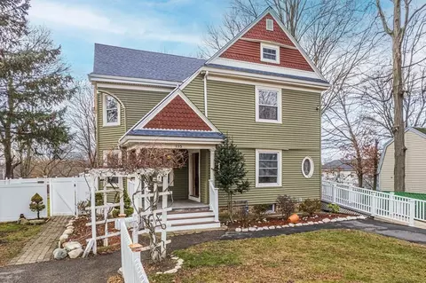 153 Summer St, Brockton, MA 02302