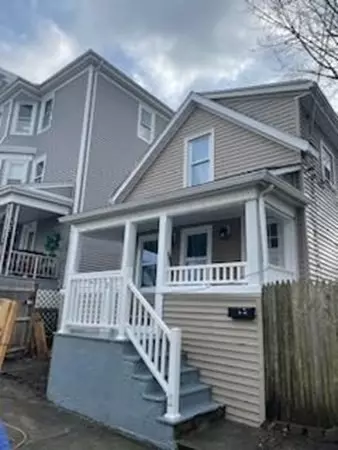 595 Slade St, Fall River, MA 02724 photo 2