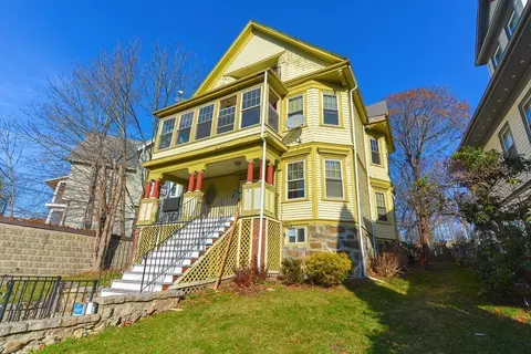 9 Dennison St, Boston, MA 02119
