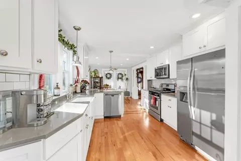 232 Messinger St, Canton, MA 02021 photo 16