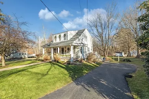 232 Messinger St, Canton, MA 02021 photo 3