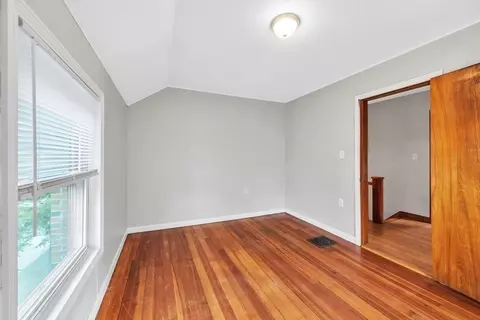 28 Burke St, Springfield, MA 01151 photo 28