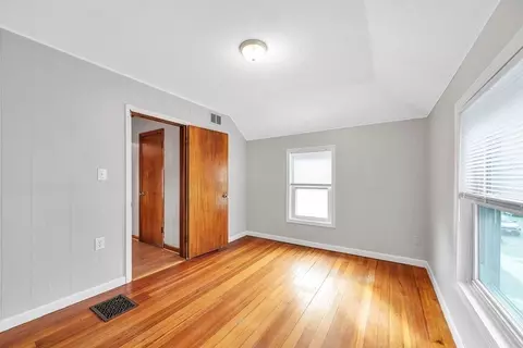 28 Burke St, Springfield, MA 01151 photo 27