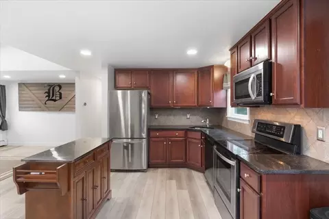 252 E Spring St, Avon, MA 02322 photo 4