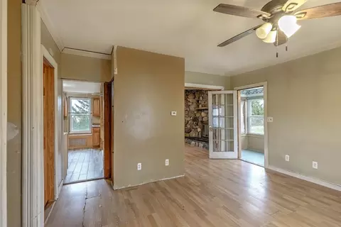 40 Meeson St, Fall River, MA 02724 photo 9