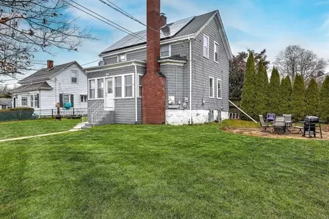 40 Meeson St, Fall River, MA 02724 photo 4