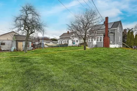 40 Meeson St, Fall River, MA 02724 photo 5