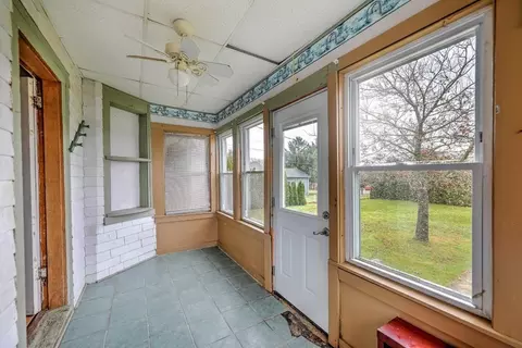40 Meeson St, Fall River, MA 02724 photo 6