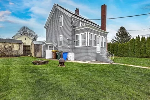 40 Meeson St, Fall River, MA 02724 photo 3