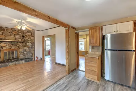40 Meeson St, Fall River, MA 02724 photo 16