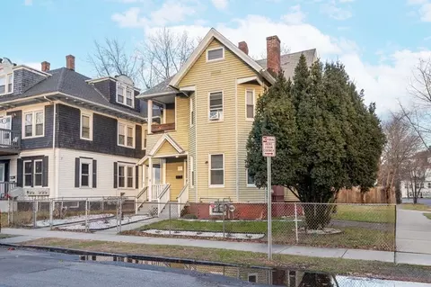 59 Wilbraham Ave, Springfield, MA 01109 photo 2