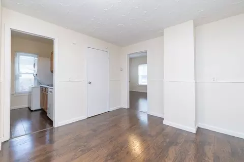 59 Wilbraham Ave, Springfield, MA 01109 photo 12