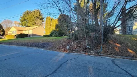55 Brightwood Ave, Worcester, MA 01604 photo 3