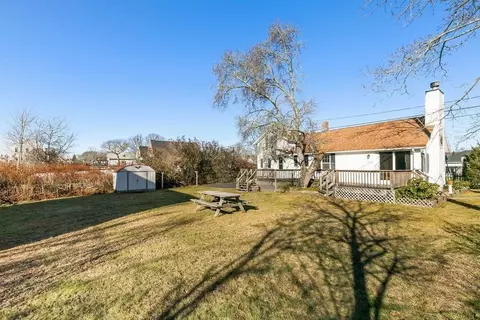 38 E Central Ave, Onset, MA 02558 photo 6