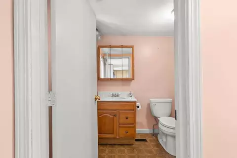 38 E Central Ave, Onset, MA 02558 photo 14