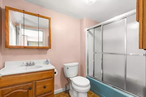 38 E Central Ave, Onset, MA 02558 photo 13