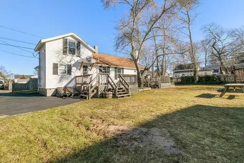 38 E Central Ave, Onset, MA 02558 photo 3
