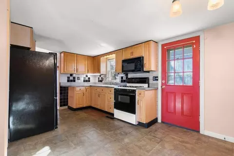 38 E Central Ave, Onset, MA 02558 photo 17
