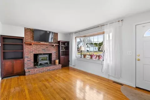 21 Paul St, Easthampton, MA 01027 photo 19