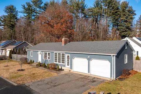 21 Paul St, Easthampton, MA 01027