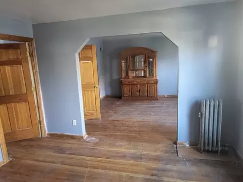 88-90 Edgewood St, Springfield, MA 01109 photo 5