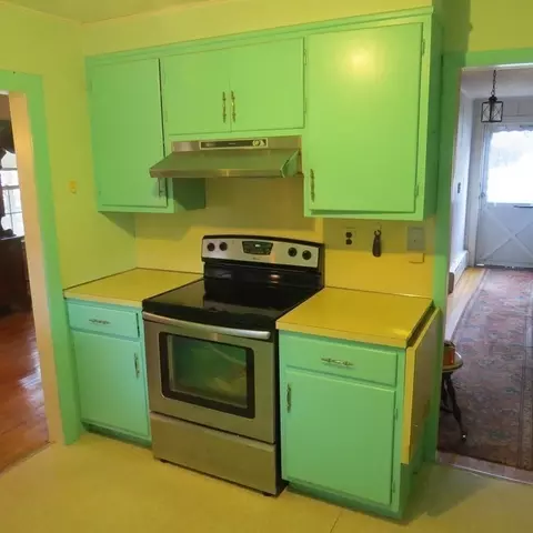 148 Holyoke St, Easthampton, MA 01027 photo 6