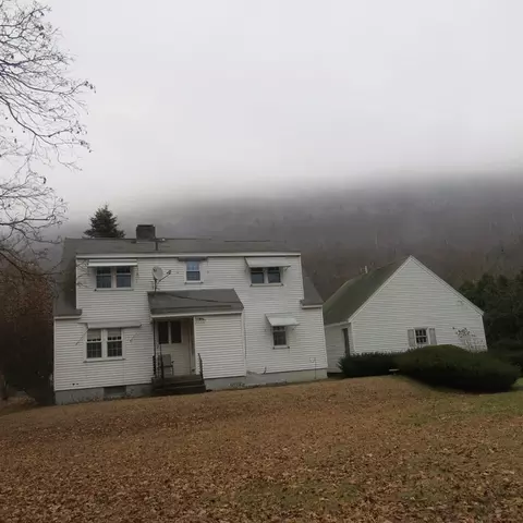 148 Holyoke St, Easthampton, MA 01027 photo 16