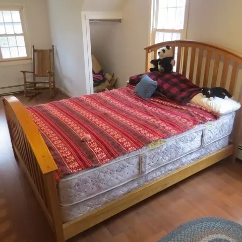 148 Holyoke St, Easthampton, MA 01027 photo 11
