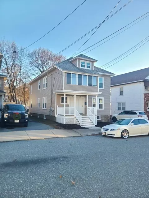 28-30 Magnolia St, Lawrence, MA 01841