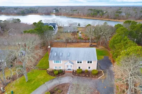 56 Hanson Cir, Falmouth, MA 02536