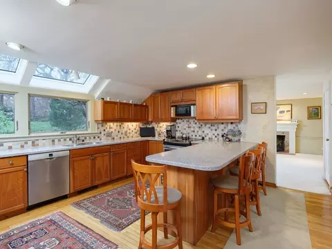 110 High St, Hingham, MA 02043 photo 4