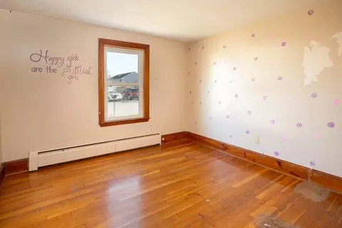 7 Diane St, Acushnet, MA 02743 photo 18