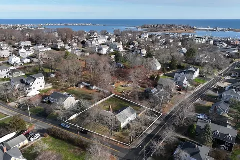 42 Brook St, Scituate, MA 02066