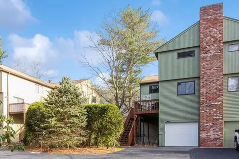 93 Spyglass Hill Dr #93, Ashland, MA 01721