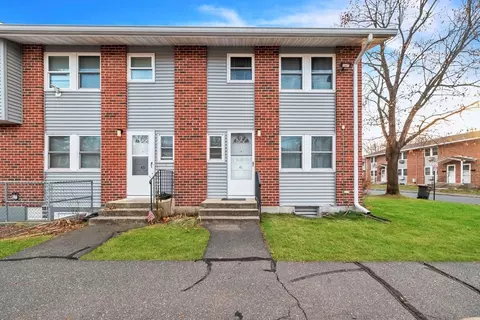 41 Manor Ct #41, Springfield, MA 01118 photo 6