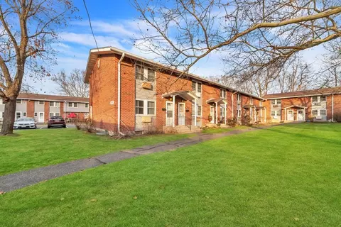 41 Manor Ct #41, Springfield, MA 01118 photo 41