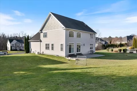 8 Pine Tree Dr, Methuen, MA 01844 photo 40